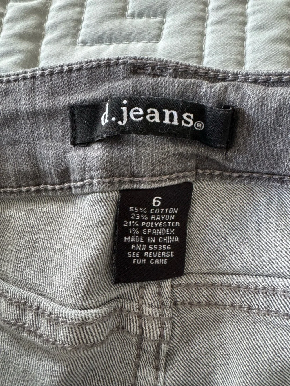 d. jeans Women's Gray Straight-Leg Jeans - Picture 2 of 5